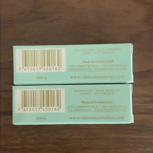 Valmont Moisturizing with a mask - Picture 2 of 2